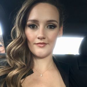 Meet your Posher, Brenna